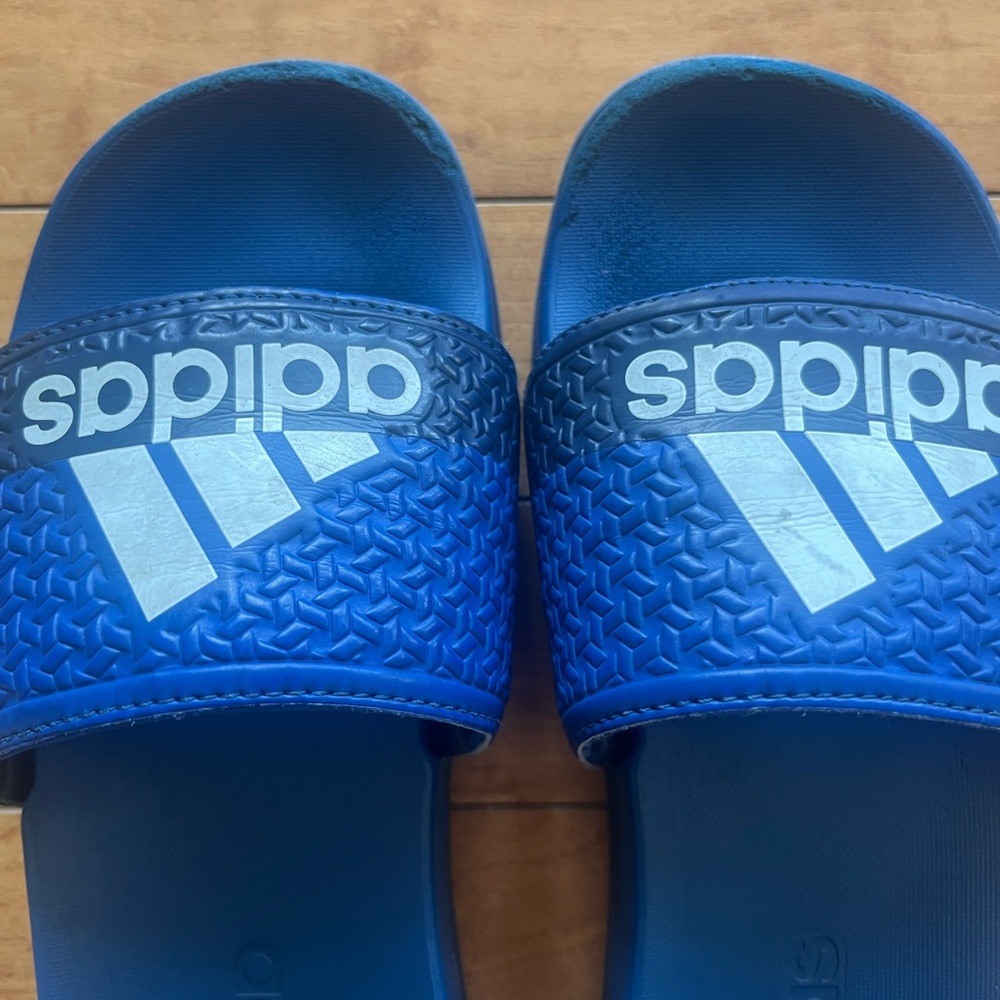 adidas adilette comfort slides 13K - Picture 5 of 10